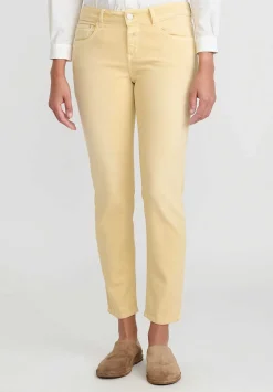 Closed Baker Mid-Rise Jeans In Elderflower Yellow