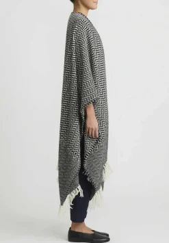 Alonpi Cashmere ''Canaria'' Cape In Black & White