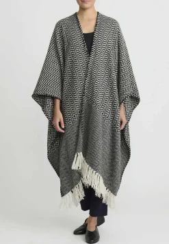 Alonpi Cashmere ''Canaria'' Cape In Black & White