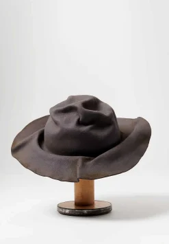 Horisaki Design & Handel Easy Burnt Rabbit Wrinkled Brim Hat In Grey