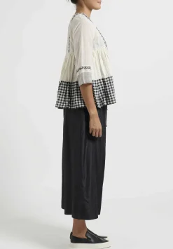 Péro Gathered And Crocheted Top In White & Black