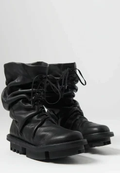 Trippen Gathered Pressure Boot In Black