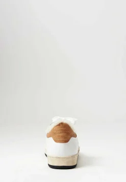 Officine Creative Leather Magic Low Top Sneakers In Dirty Tofu White