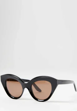 Lapima Manuela Sunglasses In Black