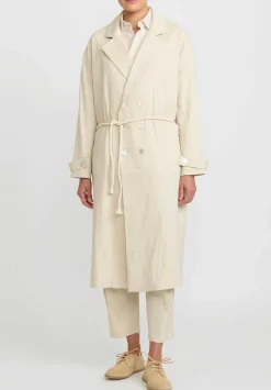 A Tentative Atelier Oversized Elastic Coat In Sand Natural