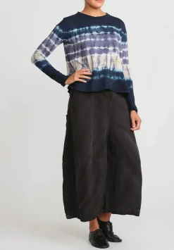 Gilda Midani Pattern Dyed Long Sleeve Trapeze Tee In Blue Indigo Row
