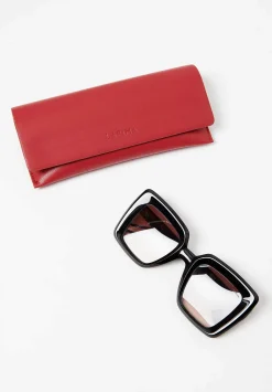 Lapima Teresa Sunglasses In Black
